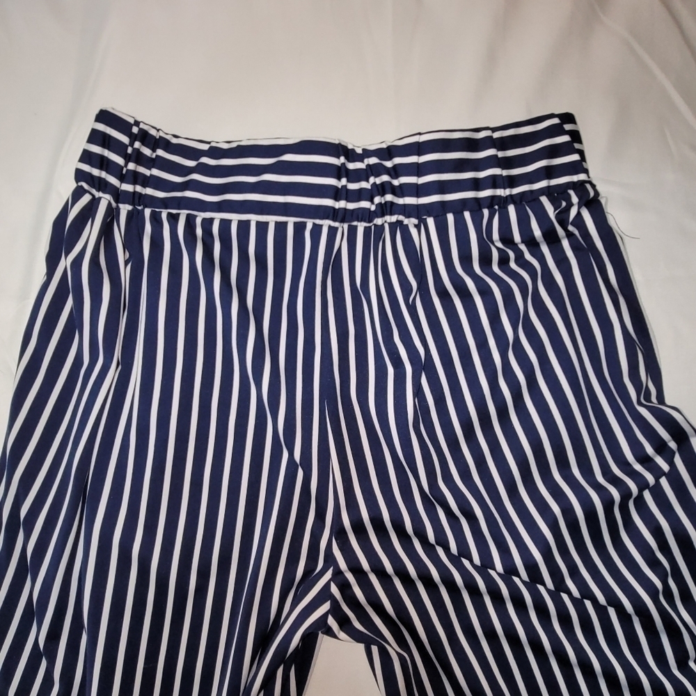 Robert Louis Wide Leg Cropped Navy Blue & White Striped Pants Womens Size Small - Picture 4 of 12